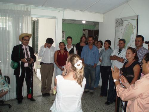 Presentutdelning på avskedslunch