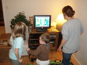 ...jo, det är ju "Dance, Dance Revolution" på Xboxen.